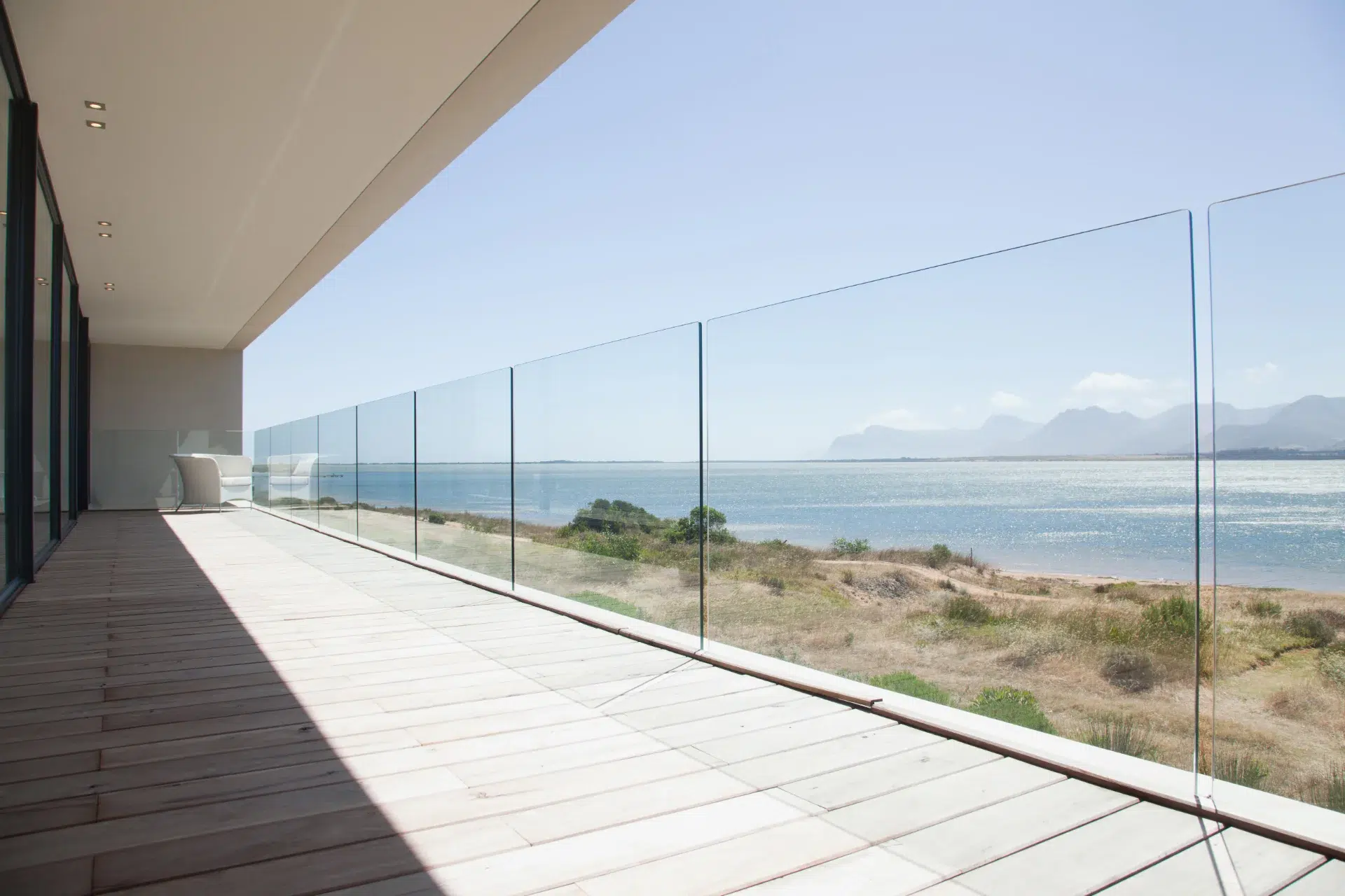 VLX 120 Glass Railing System in Miami, FL | Westlight Windows Miami - detail 1